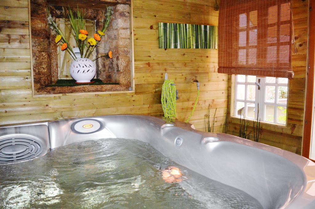 Auberge Du Cheval Blanc Baud Екстер'єр фото